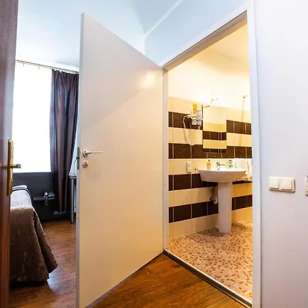 Primo Hotel
