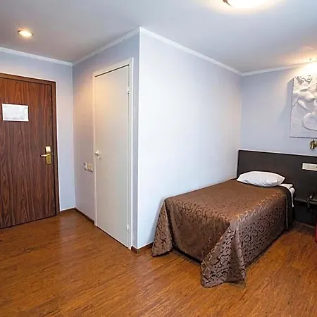 Primo Hotel 3*