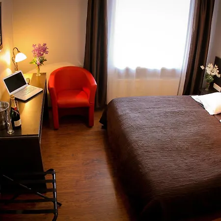 Primo Hotell 3*